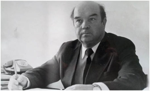 Стемпаржецкий Анатолий Григорьевич. Ижевск, 1977